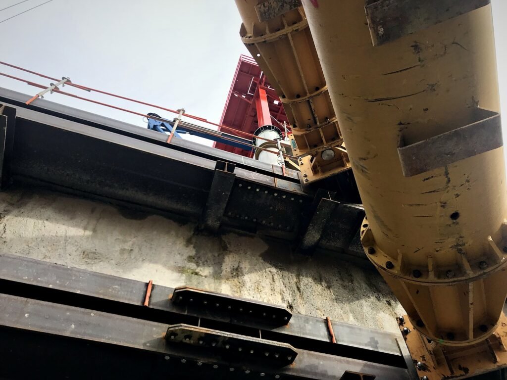 Liernes e sabots · Pont d'Issy, França