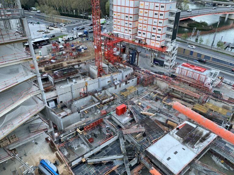 Vue de chantier avec coffrages SCARSMETAL